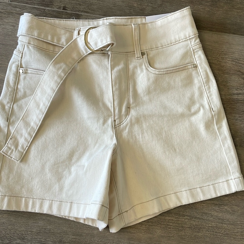 White House black market cream colored shorts